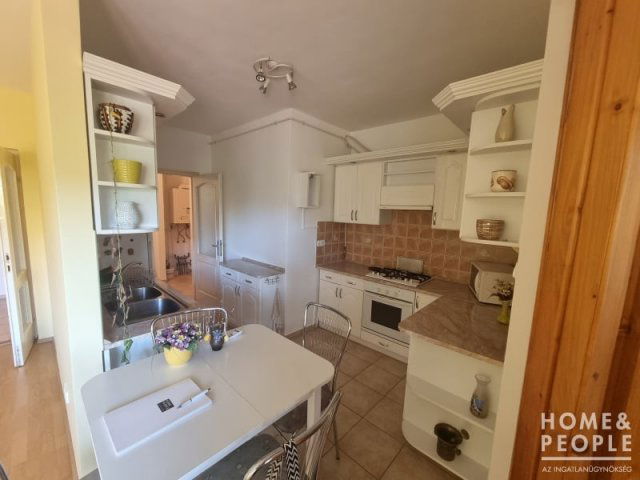Eladó téglalakás, Szegeden 68.899 M Ft, 2 szobás