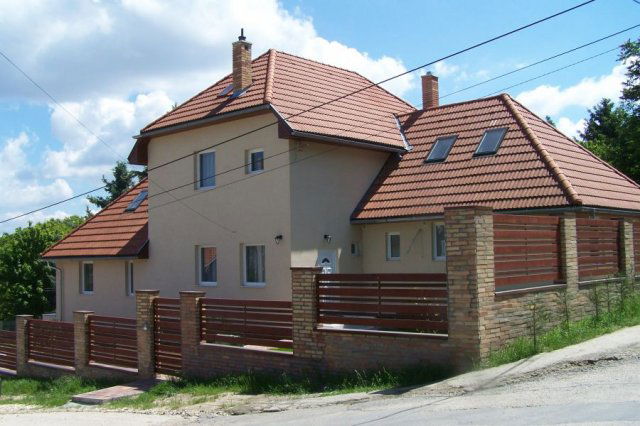 Eladó családi ház, Budapesten, III. kerületben 420 M Ft