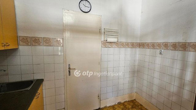 Eladó téglalakás, Budapesten, V. kerületben 110 M Ft, 3+1 szobás