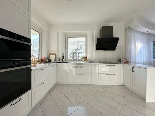 Eladó családi ház, Budapesten, XIV. kerületben 469.9 M Ft