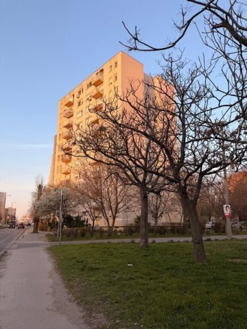 Eladó panellakás, Budapesten, XXI. kerületben 62.9 M Ft, 2 szobás