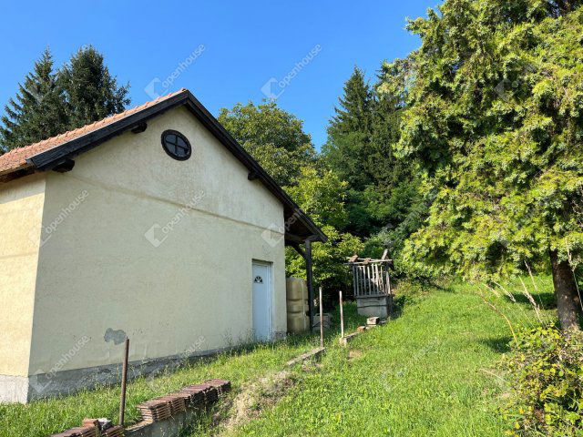 Eladó családi ház, Nagybakónakon 13.5 M Ft, 4 szobás