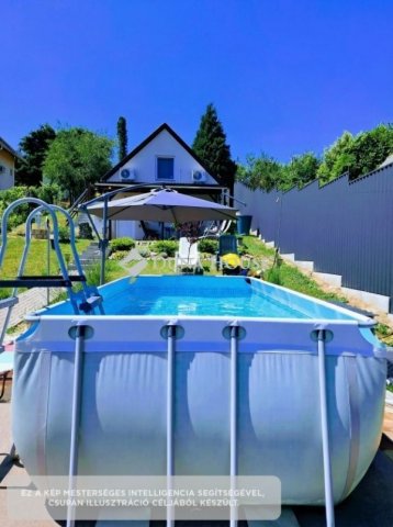 Eladó nyaraló, Dorogon 34.5 M Ft, 2 szobás / költözzbe.hu