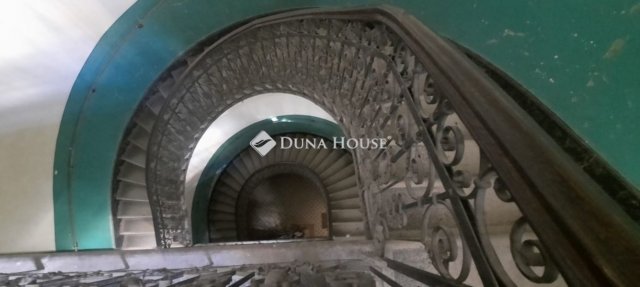 Eladó téglalakás, Budapesten, VIII. kerületben 172.2 M Ft