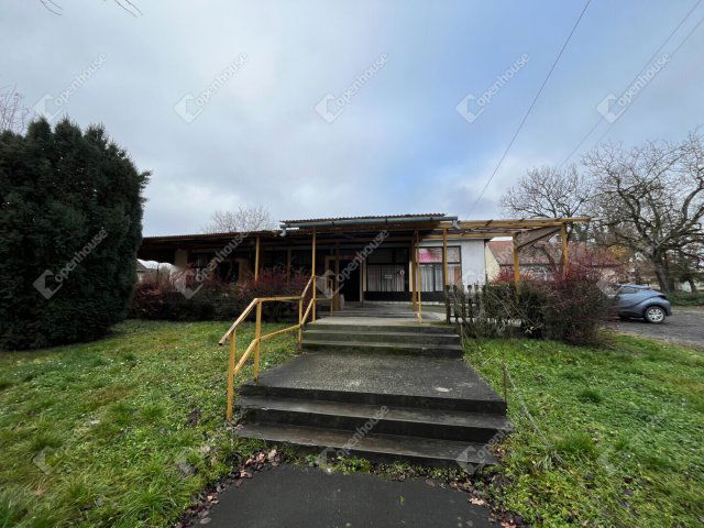 Eladó üzlethelyiség, Hetesen 29.8 M Ft / költözzbe.hu