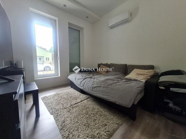 Eladó ikerház, Siófokon 84.75 M Ft, 4 szobás