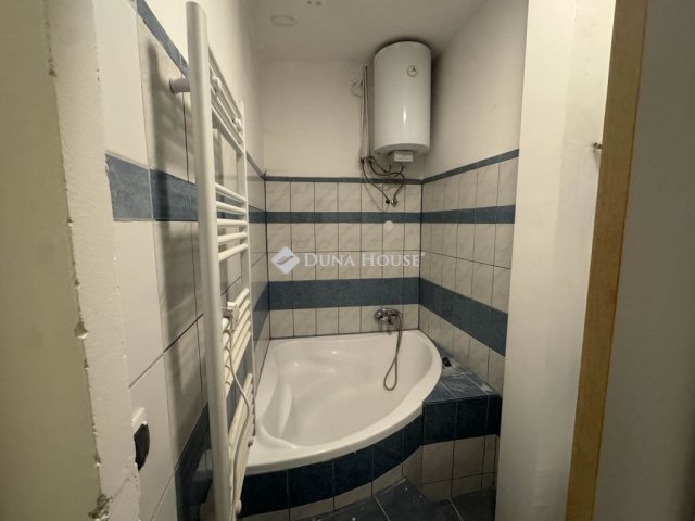 Eladó téglalakás, Budapesten, XX. kerületben 80 M Ft, 2 szobás