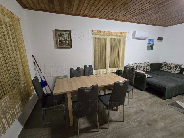 Eladó családi ház, Balatonkeresztúron 64.9 M Ft, 1+2 szobás