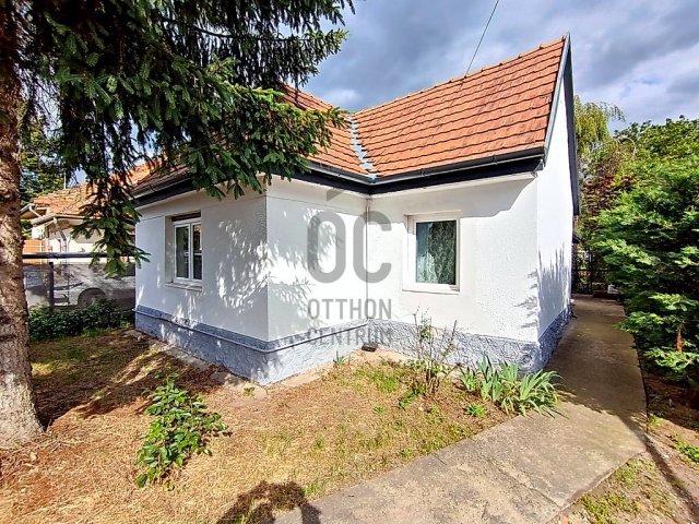 Eladó családi ház, Veresegyházon 81.99 M Ft, 3 szobás