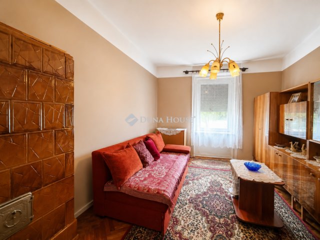 Eladó családi ház, Gércén 27.9 M Ft, 2 szobás