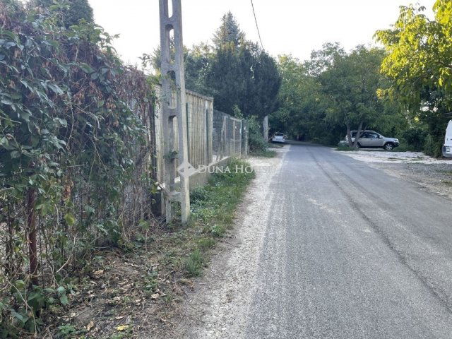 Eladó telek, Budapesten, III. kerületben 32 M Ft