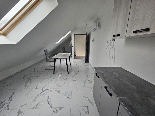 Eladó téglalakás, Debrecenben 39.9 M Ft, 1 szobás