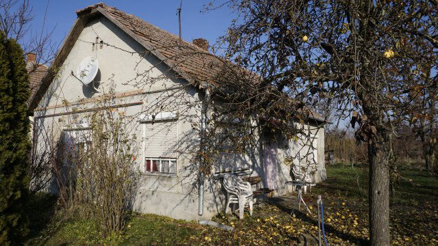 Eladó családi ház, Poroszlón 15 M Ft, 1 szobás