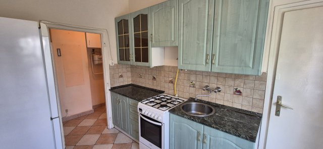 Eladó téglalakás, Debrecenben 42.9 M Ft, 1 szobás