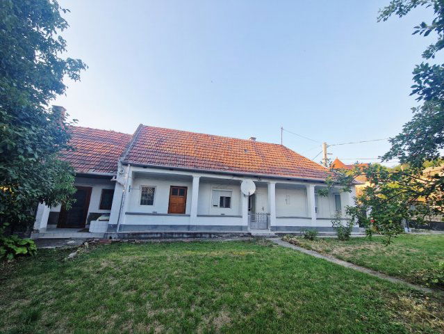 Eladó családi ház, Cserépfaluban 27.2 M Ft, 2+1 szobás