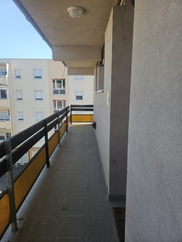 Eladó téglalakás, Pápán 30.9 M Ft, 2 szobás