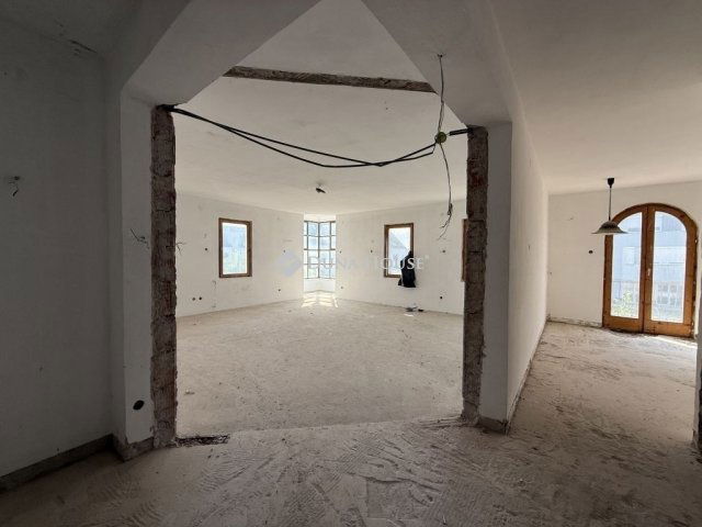 Eladó téglalakás, Szigetszentmiklóson 70 M Ft, 3 szobás