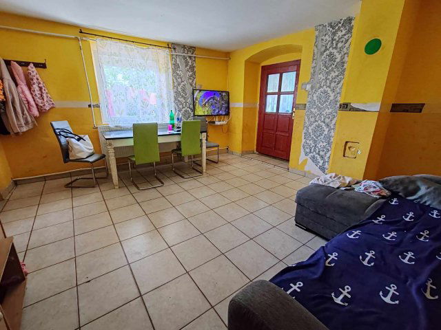 Eladó családi ház, Nagyhajmáson 8.5 M Ft, 3 szobás