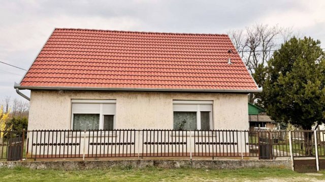 Eladó családi ház, Táborfalván 42.99 M Ft, 4 szobás