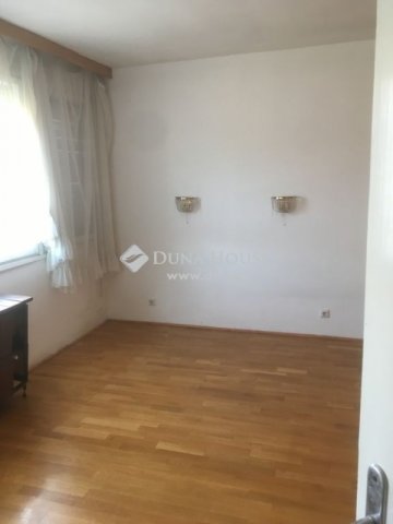Eladó téglalakás, Budapesten, II. kerületben 106.9 M Ft