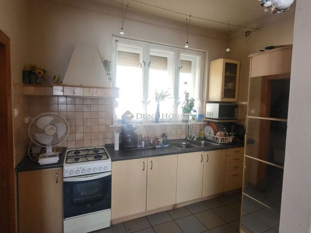 Eladó családi ház, Kerepesen 38.9 M Ft, 2 szobás