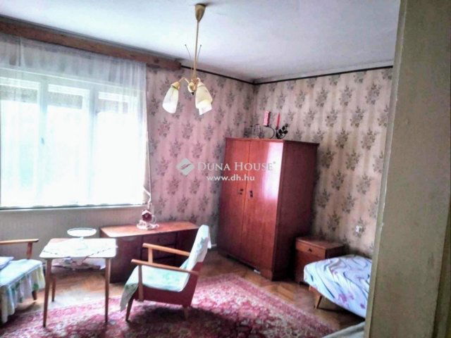 Eladó családi ház, Szentgotthárdon 33.5 M Ft, 2 szobás