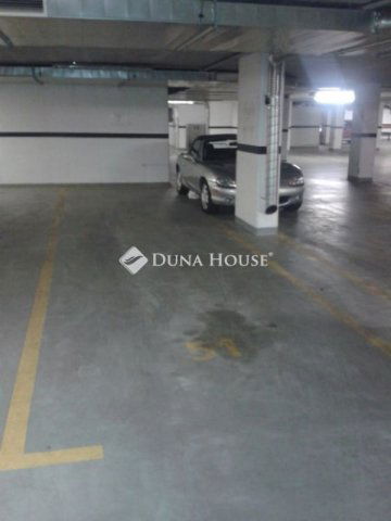 Eladó garázs, Budapesten, VI. kerületben 9.99 M Ft