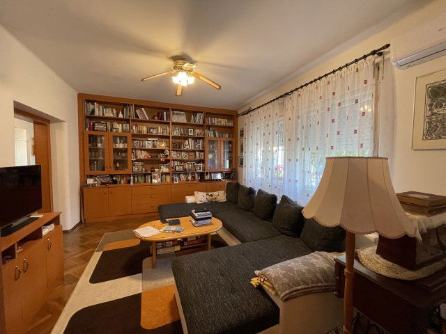 Eladó családi ház, Szigetcsépen 59.5 M Ft, 3 szobás
