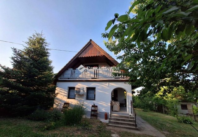 Eladó családi ház, Kincsesbányán 37.5 M Ft, 3 szobás