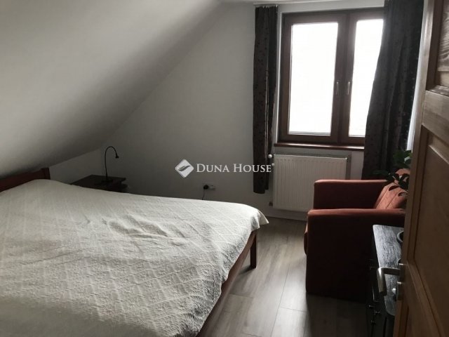 Eladó családi ház, Mohán 92.9 M Ft, 5 szobás