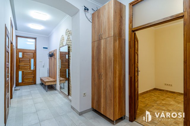 Kiadó téglalakás, albérlet, Szegeden 189 E Ft / hó, 2 szobás