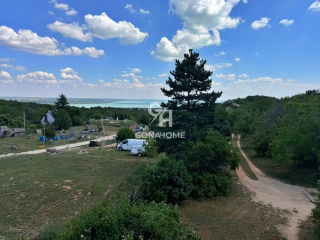 Eladó családi ház, Balatonalmádiban 115 M Ft, 3+1 szobás