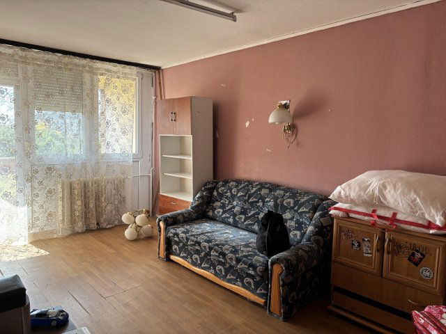 Eladó panellakás, Budapesten, III. kerületben 79.99 M Ft