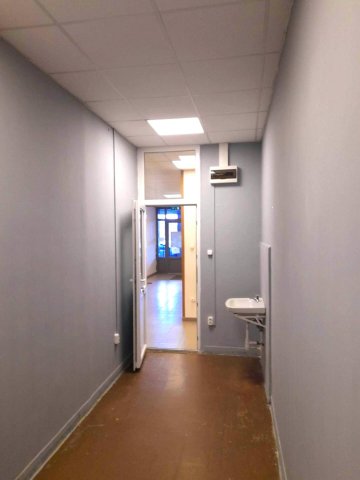 Kiadó üzlethelyiség, Ózdon 38 E Ft / hó / költözzbe.hu