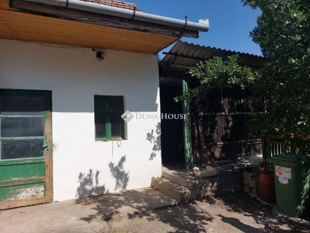 Eladó családi ház, Sződön 38 M Ft, 2 szobás