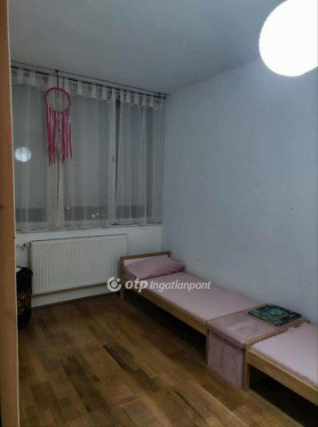 Eladó téglalakás, Mohácson 31 M Ft, 2 szobás