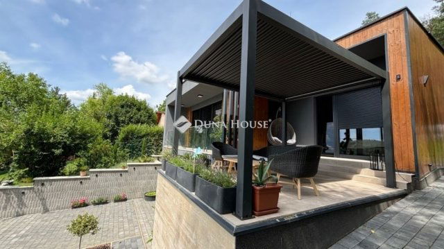 Eladó családi ház, Orfűn 199.99 M Ft, 3 szobás