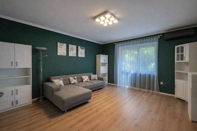 Kiadó téglalakás, albérlet, Győrött 170 E Ft / hó, 2 szobás