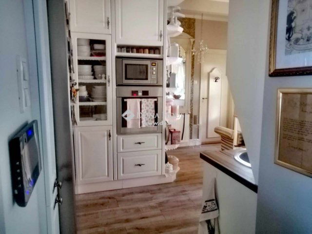 Eladó ikerház, Vasváron 70 M Ft, 4+1 szobás