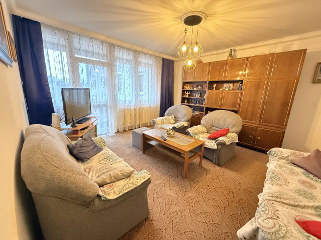 Eladó téglalakás, Sopronban 66.5 M Ft, 3 szobás