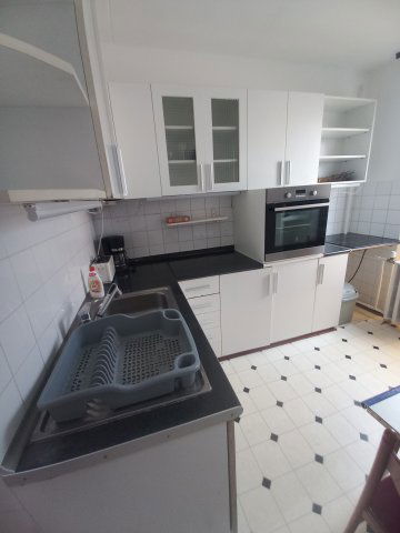 Kiadó panellakás, albérlet, Pécsett, Polgárszőlő utcában