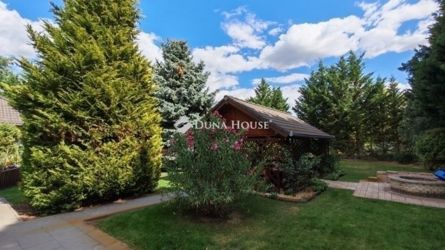 Eladó családi ház, Kecskeméten 134.99 M Ft, 4 szobás