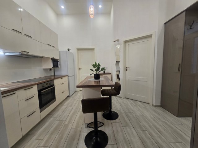 Kiadó téglalakás, albérlet, Debrecenben 240 E Ft / hó, 2 szobás