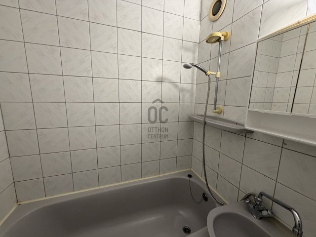 Kiadó panellakás, albérlet, Miskolcon 150 E Ft / hó, 2 szobás
