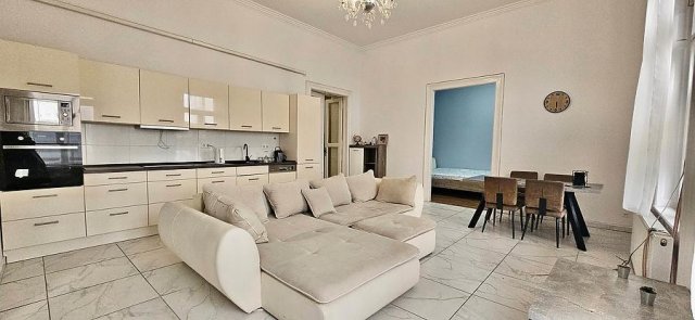 Eladó téglalakás, Budapesten, II. kerületben 170 M Ft, 4 szobás