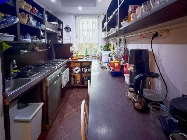 Eladó panellakás, Siófokon 62.5 M Ft, 2 szobás