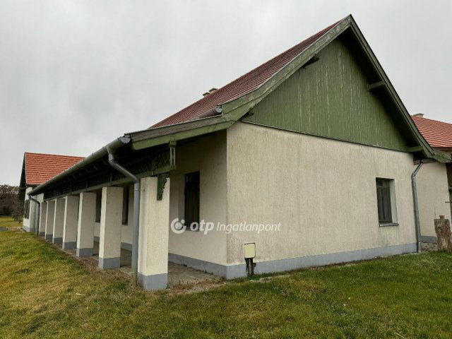 Eladó üzlethelyiség, Tomajmonostorán 195 M Ft, 7 szobás