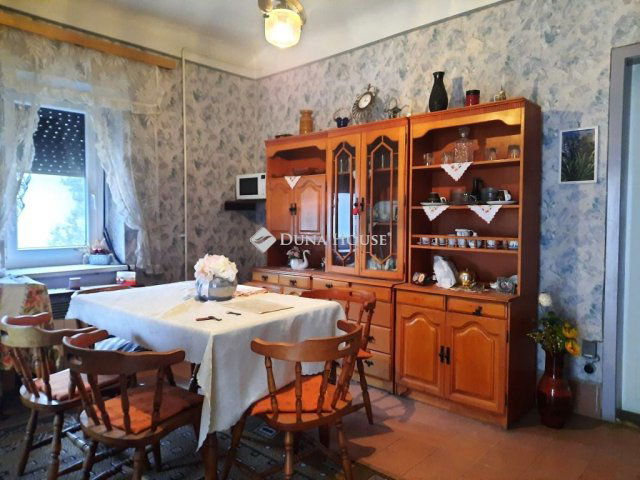 Eladó családi ház, Újhartyánon 55 M Ft, 4 szobás