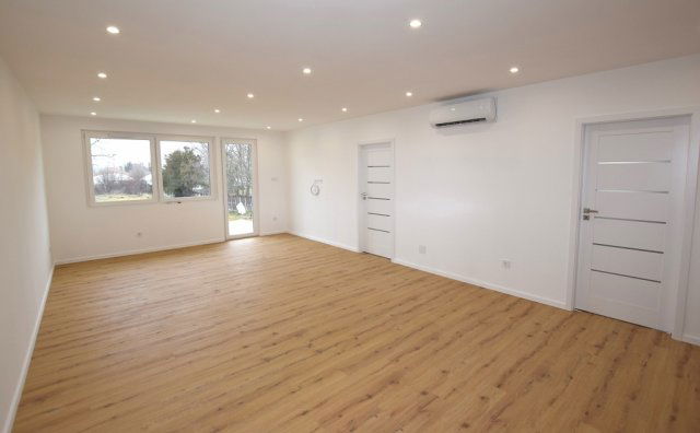 Eladó ikerház, Hajdúsámsonon 94 M Ft, 3+1 szobás