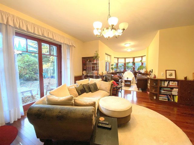 Eladó téglalakás, Budapesten, II. kerületben 180 M Ft, 3 szobás